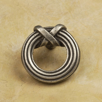 Anne at Home, Sonnet Ring Pull