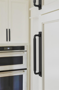 Amerock, Ladera, 7 9/16" (192mm) Pull Backplate, Matte Black - installed 1