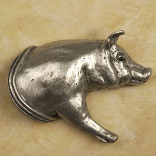 Anne at Home, Pig Right Facing Knob