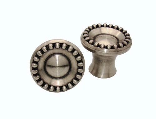 Buck Snort Lodge, Beaded Elegance, 1 1/4" Round Knob, Satin Nickel