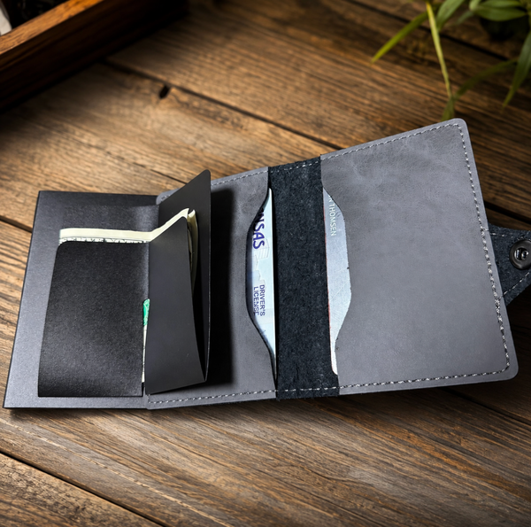 Nurse American Flag Gray Leather Pop Up Wallet