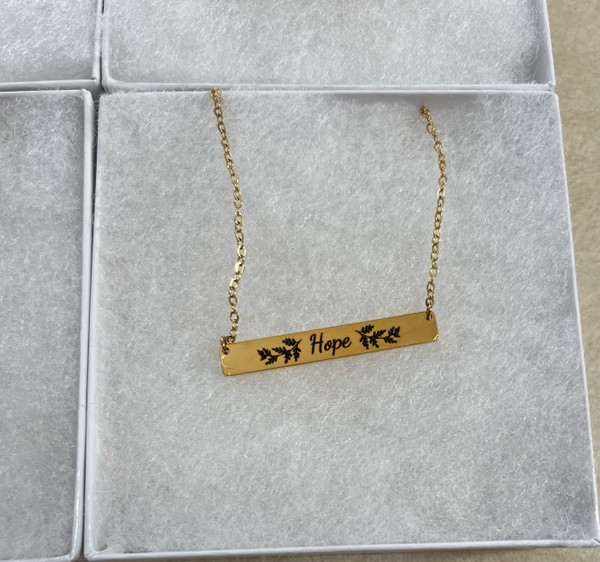 Rectangle Necklace Horizontal