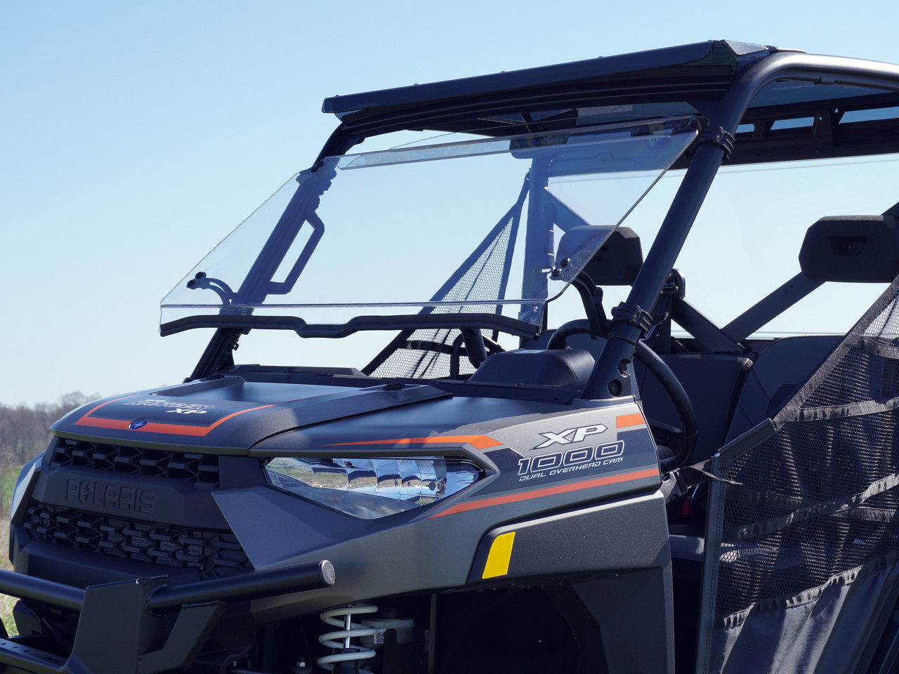 D 2 Full Tilting Windshield