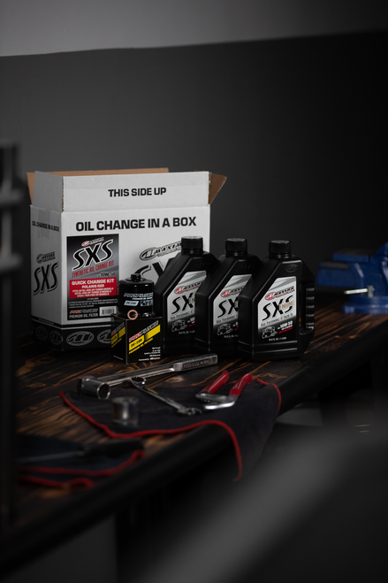 Sxs Oil Quick Change Kit 10w50 With Black Oil Filter