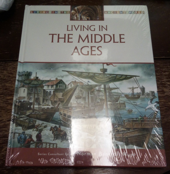 Living In the Middle Ages by Norman Bancroft Hunt