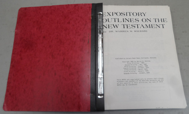 Expository Outlines on The New Testament by Warren W. Wiersbe