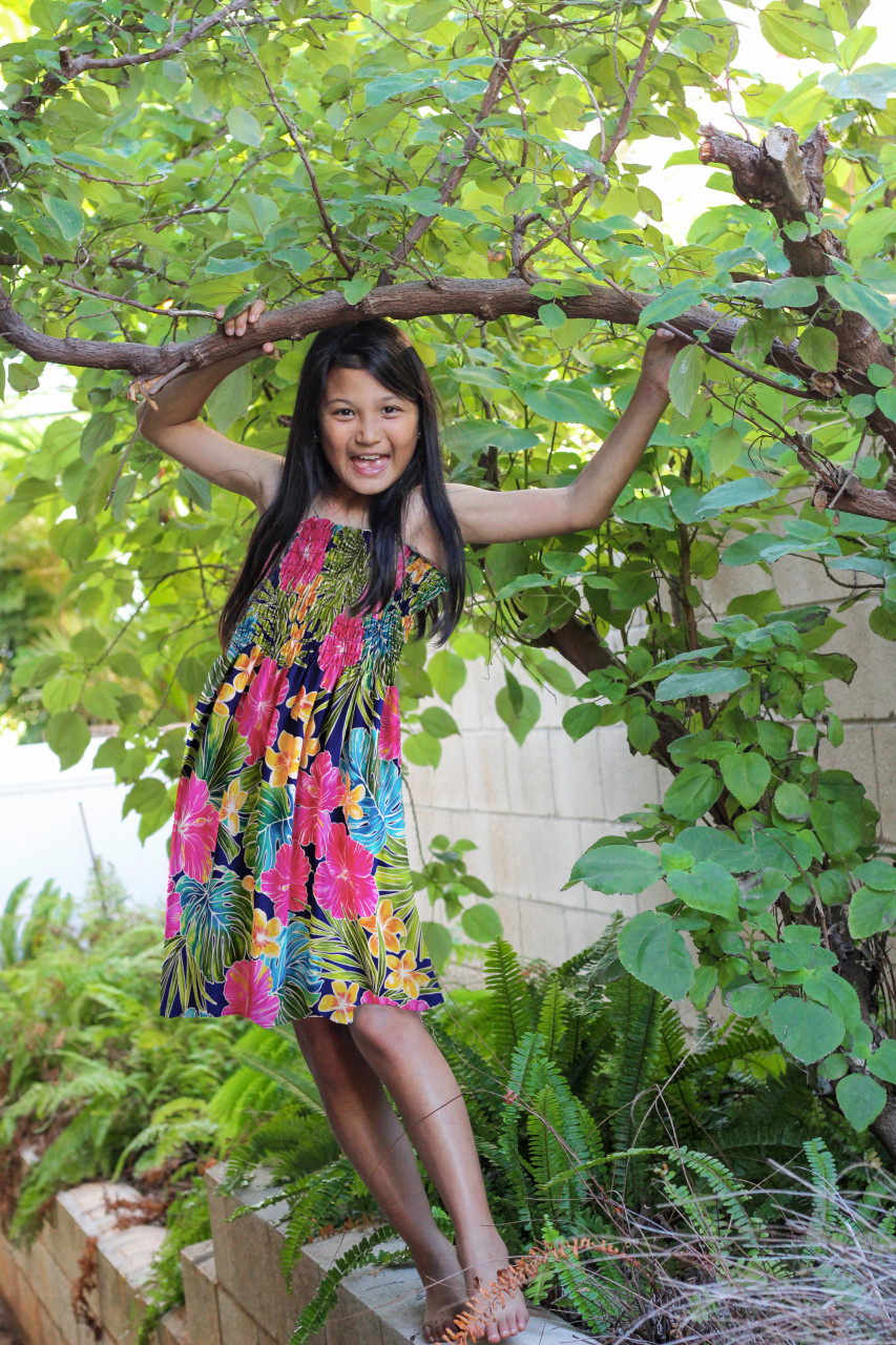 green emerald velvet dress Hibiscus Lulu Girls Flower Hawaiian Dress Cream / 6