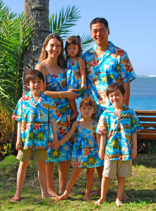 Matching family hot sale hawaiian outfits