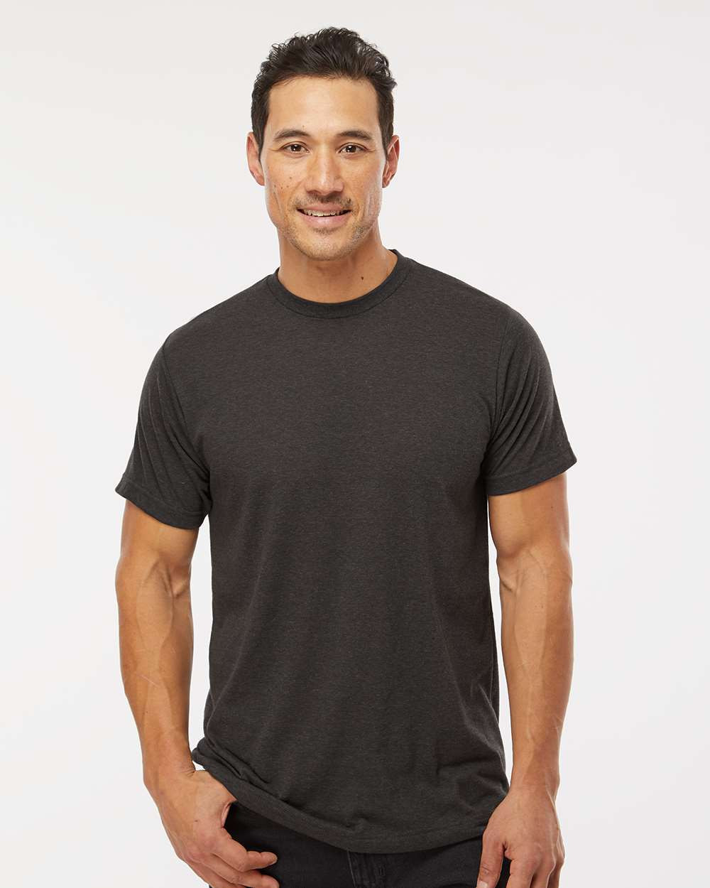 M&O 3541 Deluxe Blend T-shirt | Saveonblanks.ca