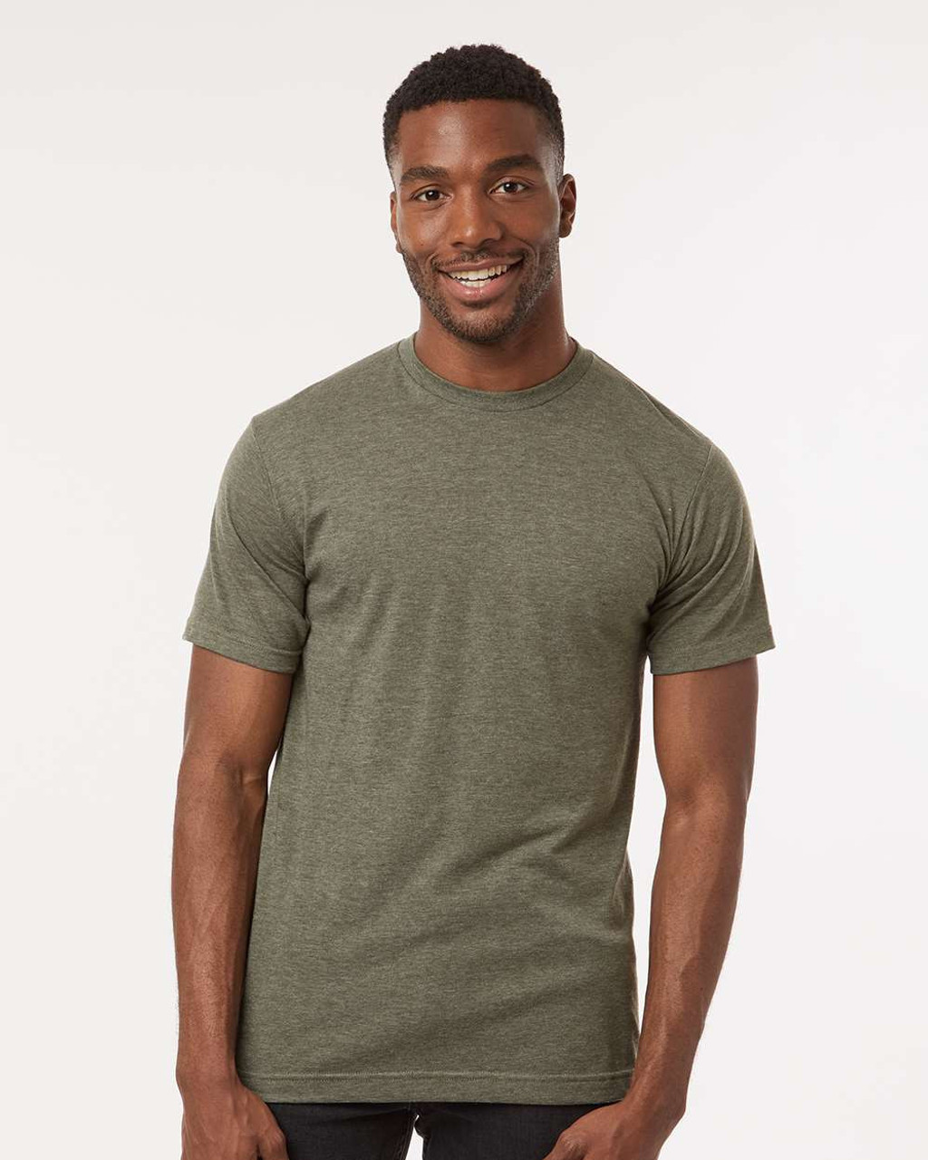 M&O 3541 Deluxe Blend T-shirt | Saveonblanks.ca