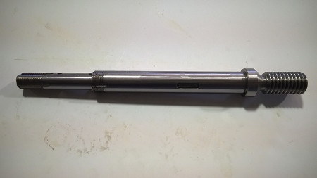 Right Hand Worm Shaft