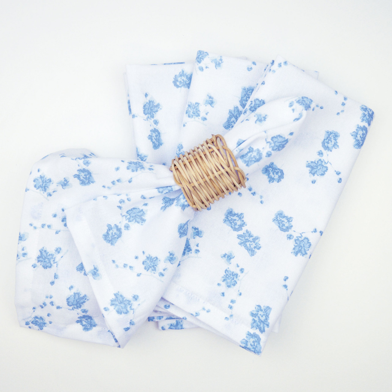 Cloth Napkins Table Linens Dinner Napkins 18”x18 Off White and Blue Cotton  Floral Fabric Set of 4