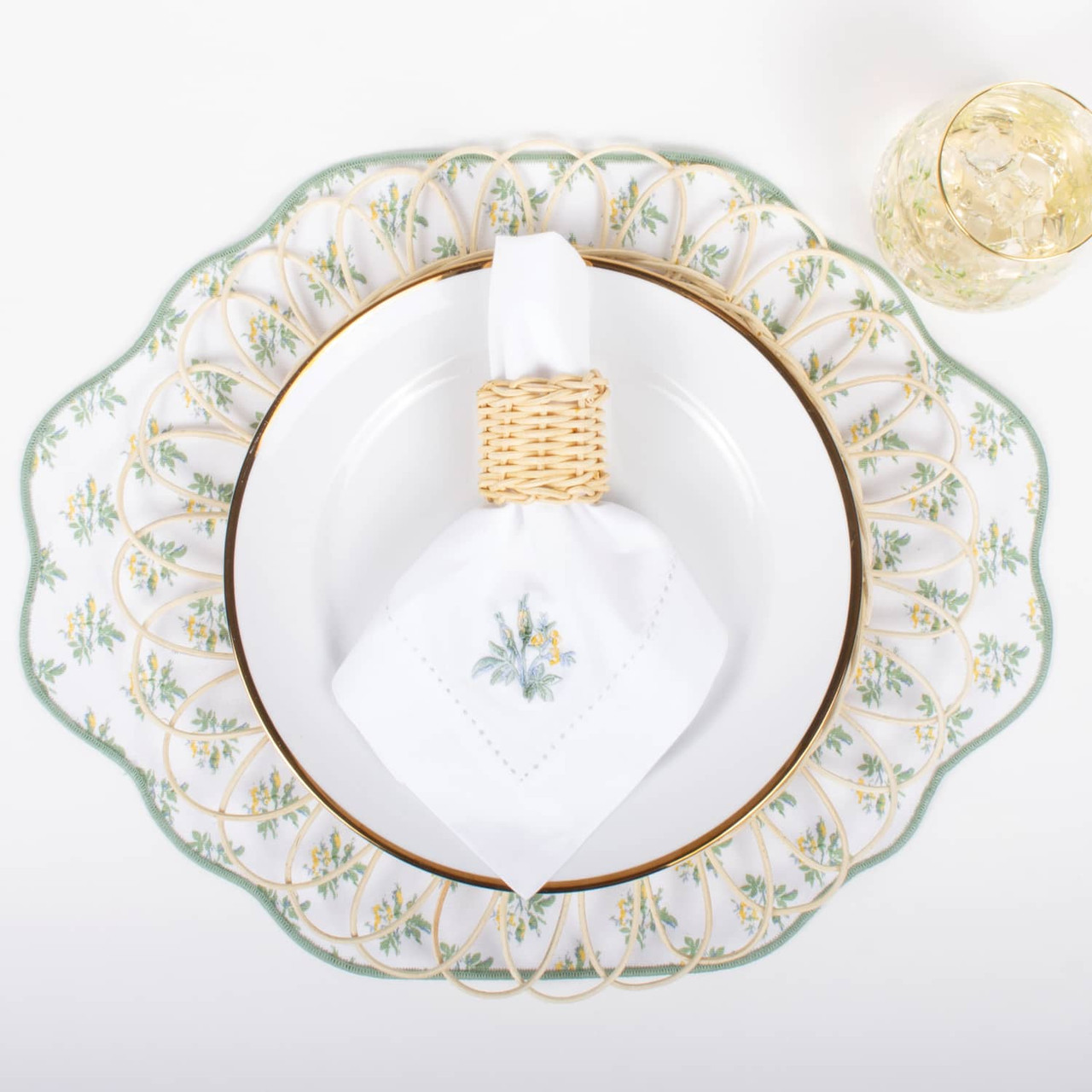 8 Oak Lane Garden Bud Embroidered Dinner Napkin