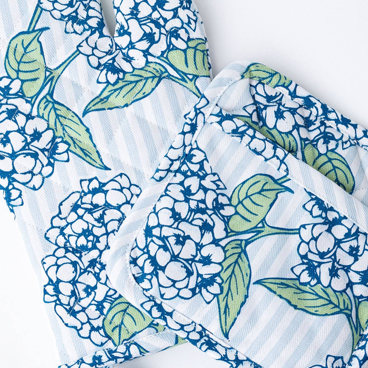 ポン太様オーダー、オーストリッチ羽バングル&フロートＡ Hydrangea Stem Oven Mitt Set - 8 Oak Lane