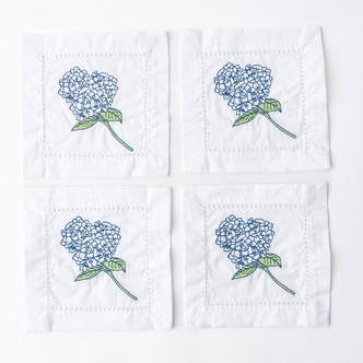 8 Oak Lane Hydrangea Stem Embroidered Cocktail Napkin Set