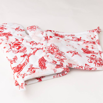 8 Oak Lane Gifts Santa Toile Oven Mitt Set