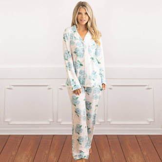 8 Oak Lane women’s hydrangea floral long sleeve pajama set with button-down top and drawstring pants (front view)
