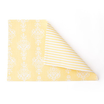 8 Oak Lane golden damask reversible placemat in soft yellow with classic patterned design (front view)