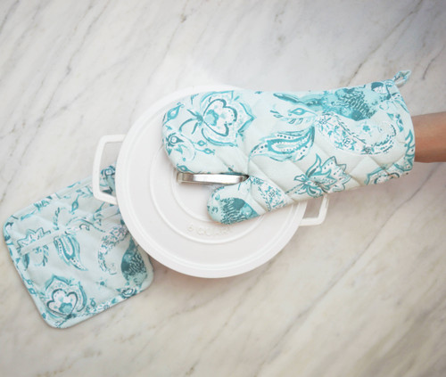 Blue Roses Apron for Woman and 2 Oven Mitts Set. Beautiful 