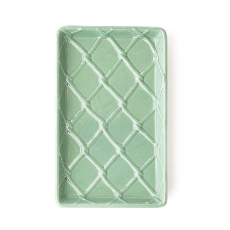 8 Oak Lane green textured soap dish with ceramic finish and raised edge design (front view)