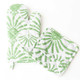 8 Oak Lane Deco Palm Oven Mitt Set