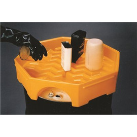 ULTRATECH INTERNATIONAL BUNG ACCESS FUNNEL W/SPOUT ULTRATECH INTERNATIONAL BUNG ACCESS FUNNEL W/SPOUT