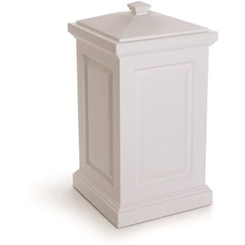 Mayne Bershire 45 Gal. Polyethylene White Storage Bin