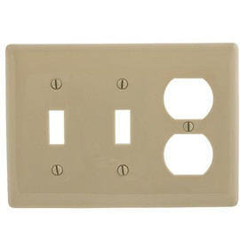 HUBBELL WIRING 3-Gang Ivory Toggle and Duplex Wall Plate