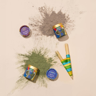 Hapé starter kit with kuripe applicator, hapé jar, and ceremonial powder