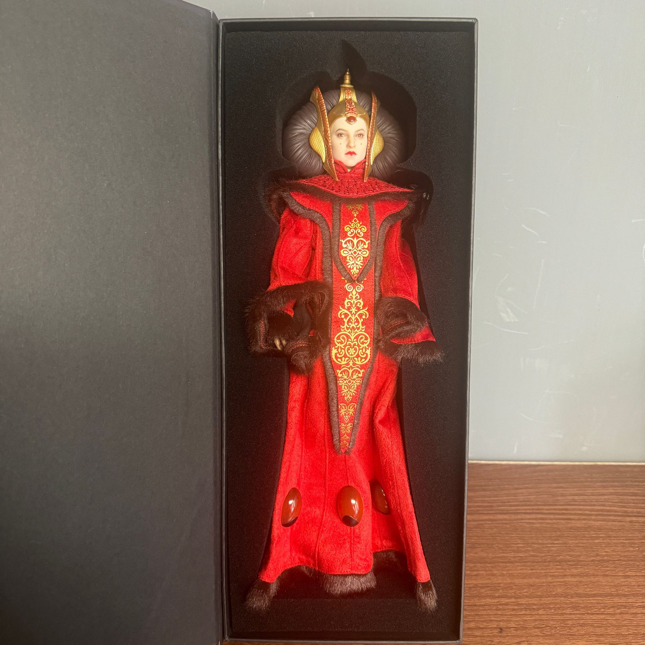 Play Toy P018 Star Wars Queen Amidala 1/6 Scale Figure