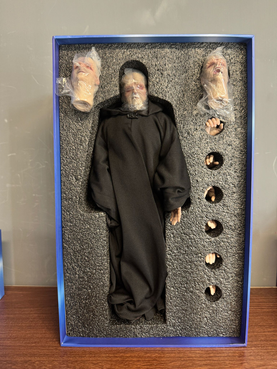 Yan Toys JR06 Universe Emperor 1/6 Action Figure