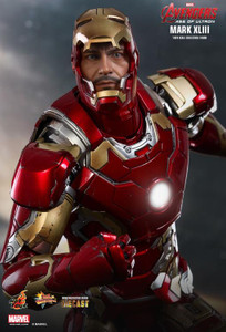 Hot Toys MMS278D09 Iron Man Mark XLIII Avengers Age of Ultron 1/6th scale Collectible Figure Hot Toys MMS278D09 Iron Man Mark XLIII Avengers Age of Ultron 1/6th scale Collectible Figure