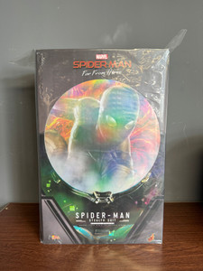 Hot Toys MMS541 Spider-Man: Far From Home (Stealth Suit Deluxe Version) 1/6 Scale Collectible Figure Hot Toys MMS541 Spider-Man: Far From Home (Stealth Suit Deluxe Version) 1/6 Scale Collectible Figure