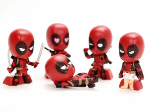 Marvel Deadpool Ichan Gashapon Mini Figure Set by Takara Tomy Arts Marvel Deadpool Ichan Gashapon Mini Figure Set by Takara Tomy Arts