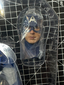 1/6 Figure Parts Helmeted Head Sculpt for Hot Toys MMS563 Captain America Avengers: Endgame 1/6 Figure Parts Helmeted Head Sculpt for Hot Toys MMS563 Captain America Avengers: Endgame