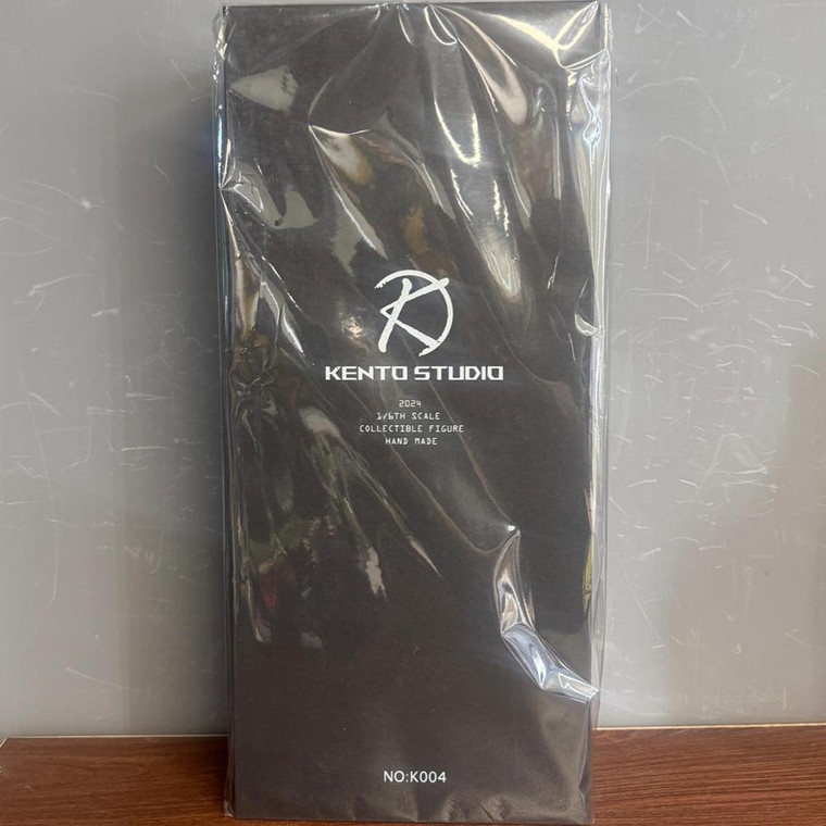 Kento Studio K004 Tony Men's Suit Set and Hamburger for 1/6 Scale Figure Kento Studio K004 Tony Men's Suit Set and Hamburger for 1/6 Scale Figure