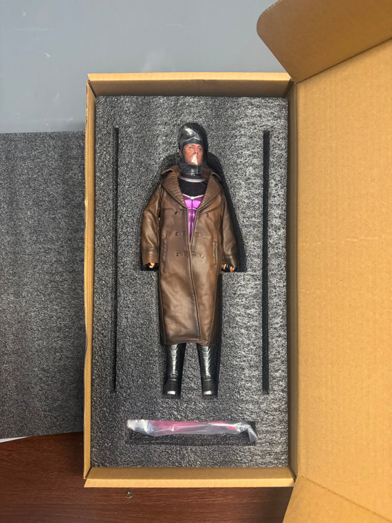 Premier Toys PT-0016 Card Master 1/6 Scale Figure In Stock