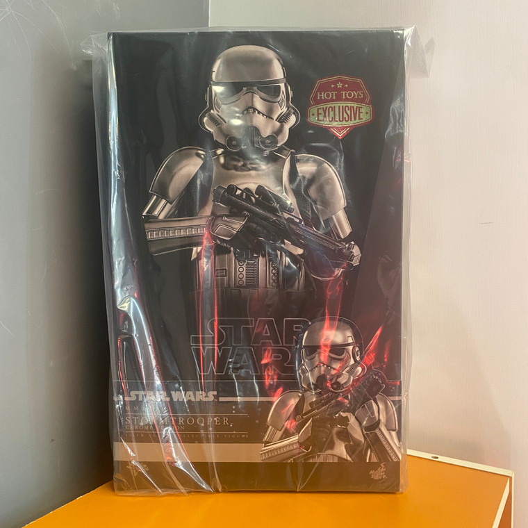 Hot Toys MMS615 Star Wars Stormtrooper (Chrome Version) 1/6 Action Figure