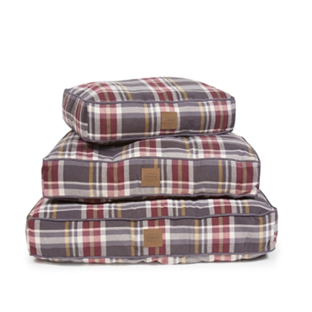 Breslin Plaid Pet Napper Pendleton Dog Bed