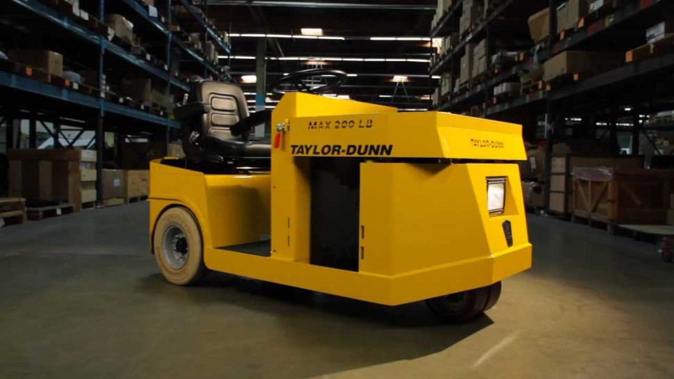 Taylor-Dunn E-455 Medium Capacity Tow Tractor