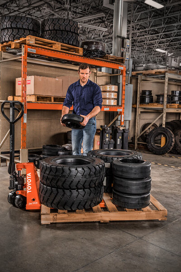 Toyota Hand Pallet Jack