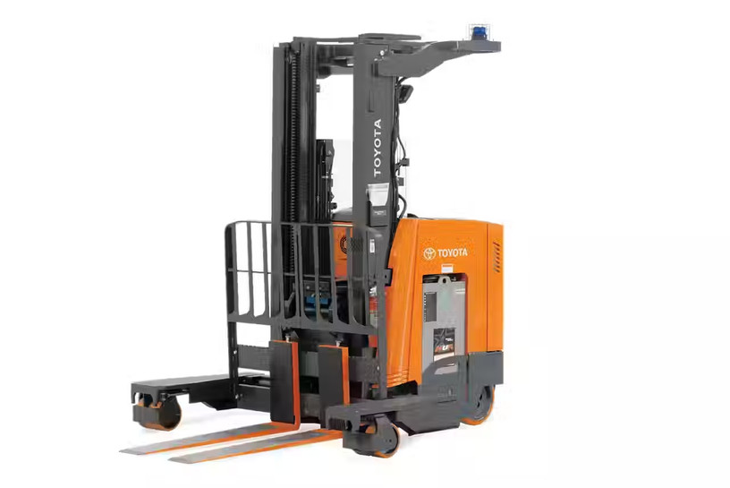 Toyota Multidirectional Reach Truck