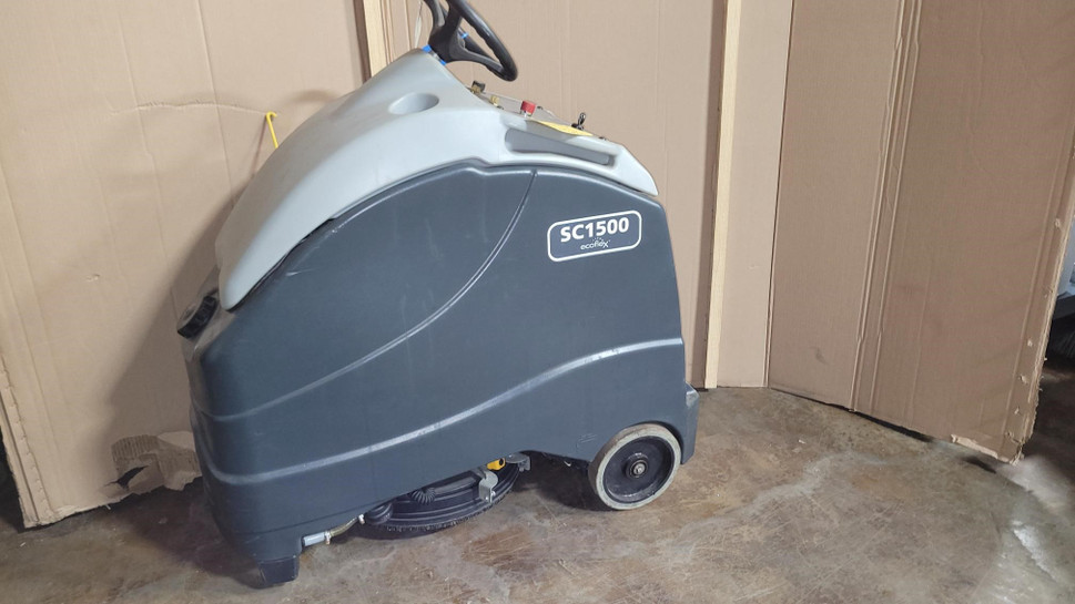 Used 2018 Nilfisk Advance SC1500 Stand-Up Disc Scrubber-FC5622