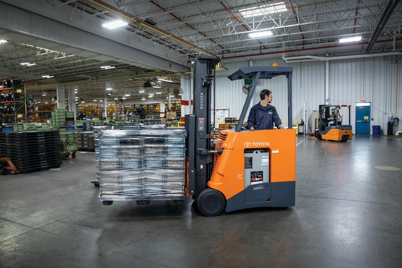Toyota Stand-Up Rider Forklift