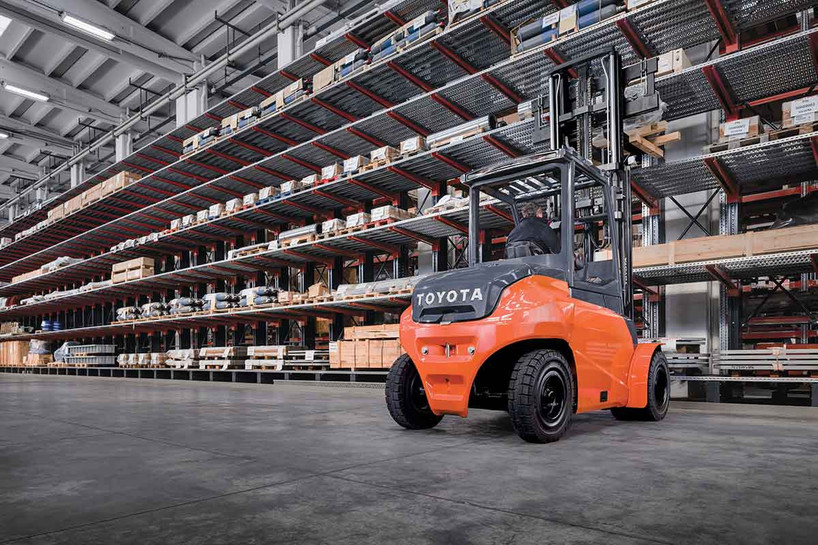 Toyota 80V Electric Pneumatic Forklift