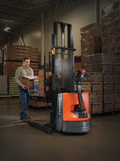 Toyota Walkie Stacker