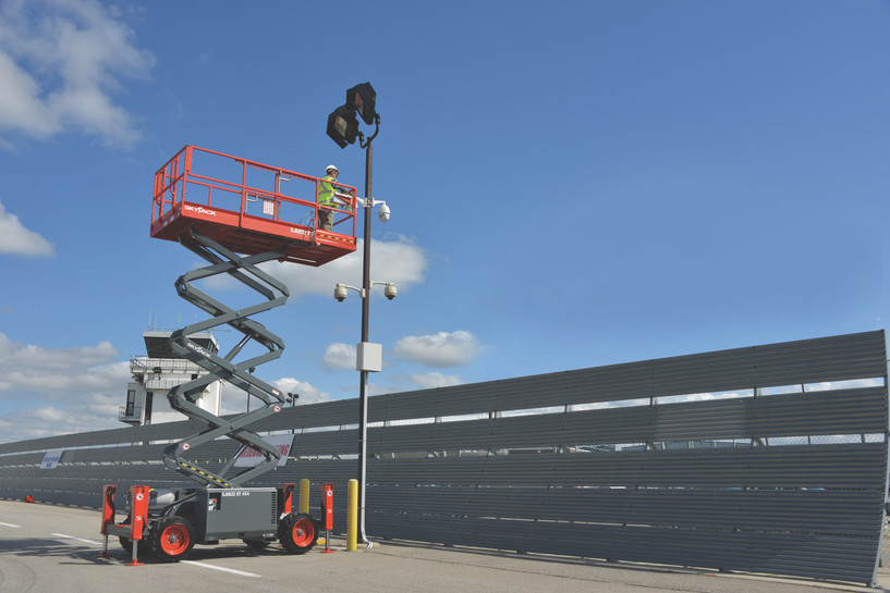 Skyjack Rough Terrain Scissor Lift