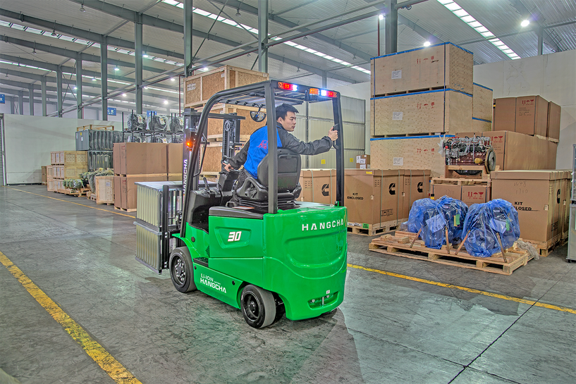 Hangcha 4-Wheel Electric Cushion Forklift