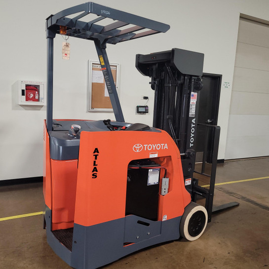 Used 4000 lb Toyota Stand Up Truck 8BNCU20