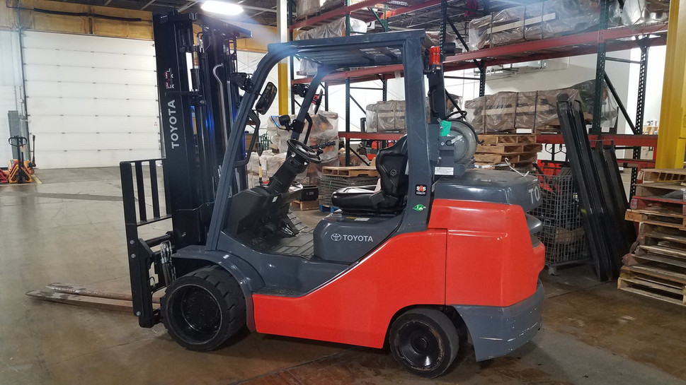 Used 10000 lb Toyota Large IC Cushion Forklift 8FGC45U